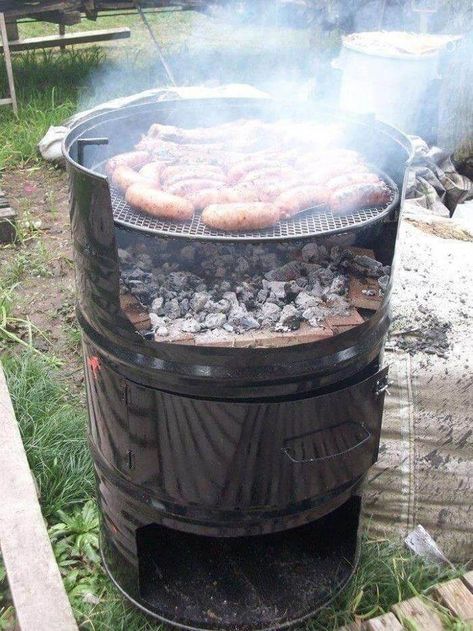 Barrel Metal Drum Project Ideas!!! - Engineering Discoveries Oil Drum Bbq, Grill Diy, Barrel Grill, Barrel Projects, Diy Grill, Oil Barrel, Diy Bbq, Bbq Grill Design, Metal Drum