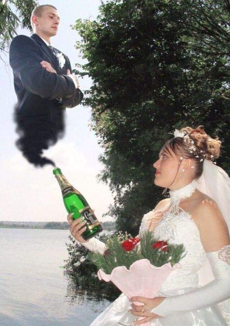 From Russia, With Love Awkward Wedding Photos, Funny Couple Pictures, Best Couples Costumes, Crazy Wedding, Awkward Photos, Russian Wedding, 웃긴 사진, Funny Couples, Couple Halloween