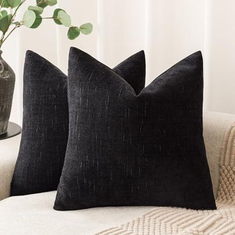 Dark Grey Couches, Black Couches, Chenille Throw, Farmhouse Pillow, Black Pillows, Brown Pillows, Bed In Living Room, Cozy Farmhouse, Farmhouse Pillows