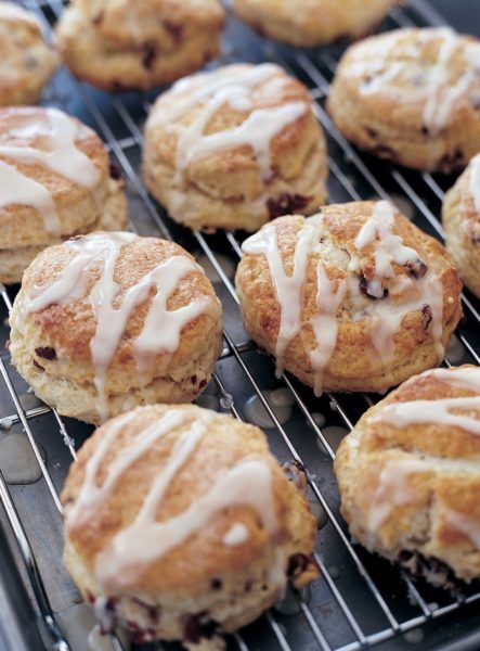 Orange Scones Recipe, Baked Scones, Breakfast Scones, Barefoot Contessa Recipes, Cranberry Orange Scones, Cranberry Scones, Orange Scones, Cheese Straws, Barefoot Contessa