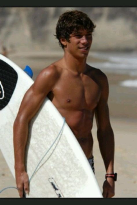 Surfers!! Shirtless Guys, Hot Surfers, Surfer Guys, Surfer Boys, Surfer Boy, Surfer Dude, Tumblr Boys, Attractive Guys, Jolie Photo