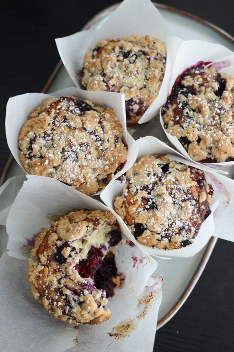 Berry Cobbler Muffins - CookWithCi Berry Crumble Muffins, Mixed Berry Oatmeal Muffins, Comfort Baked Goods, Vintage Muffin Recipe, Mixed Berry Coffee Cake, Stuffed Muffins Recipes, Mulberry Muffins Recipe, Bakery Style Muffin Recipes, Gourmet Muffins Recipes