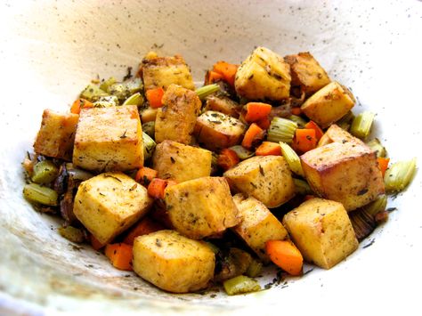 Slow-Baked Thanksgiving Tofu [gluten-free, vegan] Thanksgiving Tofu, Vegetarian Thanksgiving, Tofu Dishes, Vegan Thanksgiving, Vegetarian Dinners, Tofu Recipes, Delicious Vegetarian, Vegan Foods, Holiday Cooking