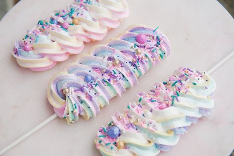 Meringue Sticks, Cookies Meringue, Easy Meringue Cookies, Meringue Pops, Easy Meringues, Meringue Cookie, Meringue Cookie Recipe, Sugar Geek, Lollipop Recipe