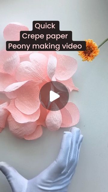 Crepe Paper Peony Tutorial, Giant Crepe Paper Flowers Diy Tutorials, Crepe Peonies, Crepe Flowers Diy, Crepe Paper Flowers Diy Easy, Diy Peonies, Paper Peony Diy, Crepe Paper Roses Tutorial, Crepe Paper Peonies