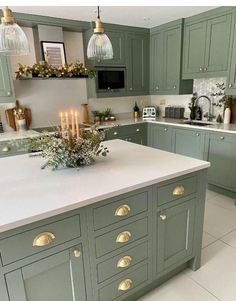 Green Kitchen Designs, Pastel Kitchen, Sage Green Kitchen, Green Kitchen Cabinets, Modern Kitchen Design Luxury, Kitchen Cabinet Colors, Kitchen Inspiration Design, Green Kitchen, Counter Top