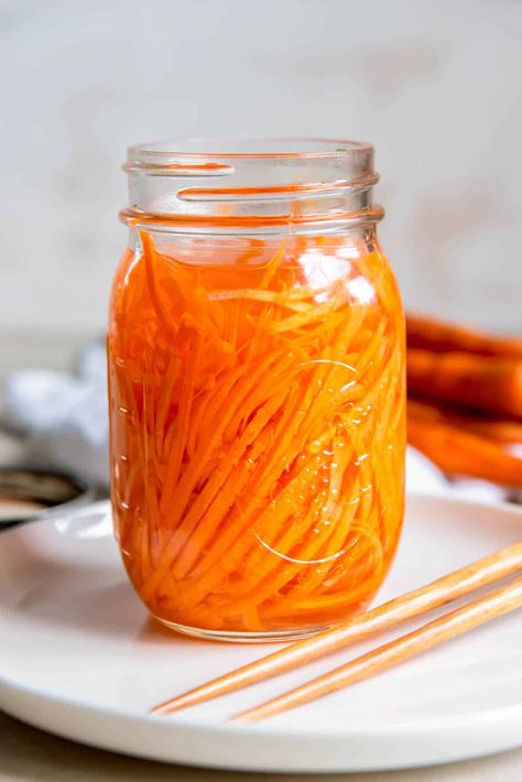 Quick Pickled Carrots Pickling Carrots Quick, Dill Pickle Carrots, German Pickled Vegetables, Quick Pickled Carrots Asian, Pickled Carrots Vietnamese Recipe, Picked Carrots Recipe, Pickled Shredded Carrots Recipe, Pickled Onions And Carrots, Japanese Pickled Carrots