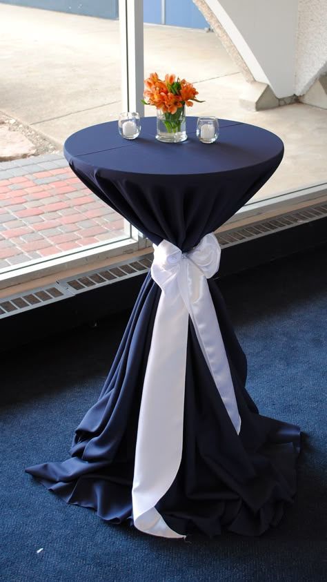 Navy Cocktail Table, Cocktail Party Ideas Decorations Events, Cocktail Table Centerpieces Simple, Corporate Table Centerpieces, Alstromeria Centerpiece, Cocktail Party Table Decor, Gala Event Decor, Cocktail Centerpieces, Cocktail Table Centerpieces