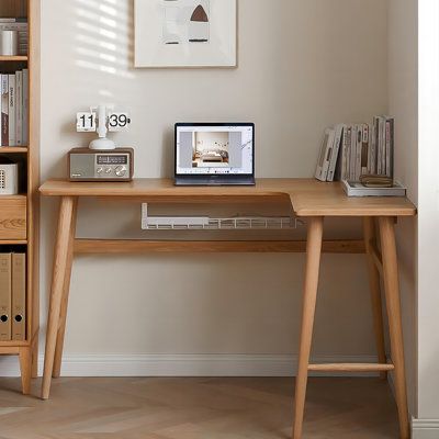 Study Desk Ideas Simple, Mcm Office Desk, Small Kids Room With Desk, Corner Work Desk, Corner Desk Small Space, Entryway Desk Ideas, Narrow Desk Ideas, Small Space Desk Ideas, Desk Small Room