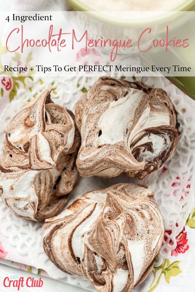 EASY Chocolate Meringue Cookie Recipe - DIY Craft Club Hot Chocolate Meringue Cookies, Merange Cookies Meringue, Meringue Cookies Easy, Best Meringue, Easy Meringue Cookies, Meringue Recipes, Meringue Cookies Recipe, Chocolate Meringue Cookies, Easy Meringues