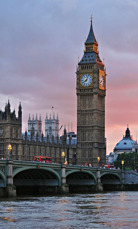 Big Ben at sunset.... | A day in London | Alan Lamb | Flickr London Big Ben Aesthetic, England In Spring, Big Ben Aesthetic, London Life Aesthetic, Pictures Of London, London In Spring, London City View, Buildings Aesthetic, British City