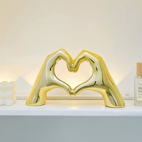 Gold hand heart statue room decor is perfect for any swiftie who wants a stuble Taylor Swift related decoration Room Wishlist, Gold Room Decor, Hand Statue, Modern Art Sculpture, Gold Rooms, College Room, Preppy Room Decor, Preppy Room, Cute Bedroom Decor