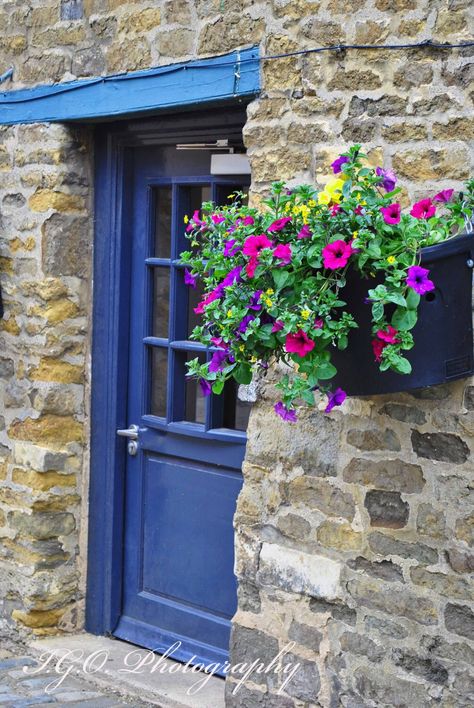 Cottage doors interior