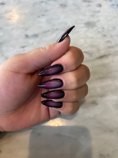 Sharp Purple Nails, Black To Purple Nails, Deep Purple Nail Art, Dark Purple Witchy Nails, Plum Purple Nails Designs, Nail Ideas Dark Purple, Black And Purple Aura Nails, Dark Purple Aura Nails, Plum Nails Acrylic