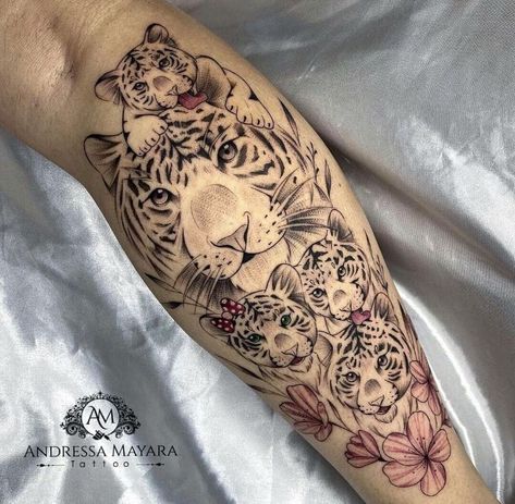 Ink Master Tattoos, Lion Art Tattoo, Stomach Tattoos Women, Animal Tattoo Ideas, Ear Tattoo Ideas, Rose Tattoos For Women, Mom Tattoo Designs, Taurus Tattoos, Mommy Tattoos