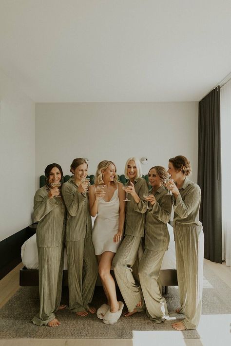 Bridesmaids Pajamas, Bridal Lounge, Bridesmaid Get Ready Outfit, Party Pajamas, Bridal Party Pajamas, Bridesmaid Pictures, Bridal Party Getting Ready, Bridesmaid Pjs, Bridal Pajamas