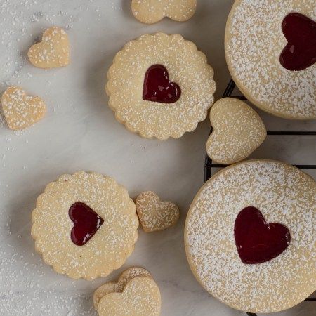 Raspberry Linzer Cookies – WestRosa Linger Cookies, Raspberry Linzer Cookies Recipe, Almond Linzer Cookies, Raspberry Linzer Cookies, Linzer Tart, Linzer Cookie, Cookie Cottage, Linzer Cookies Recipe, Jam Strawberry