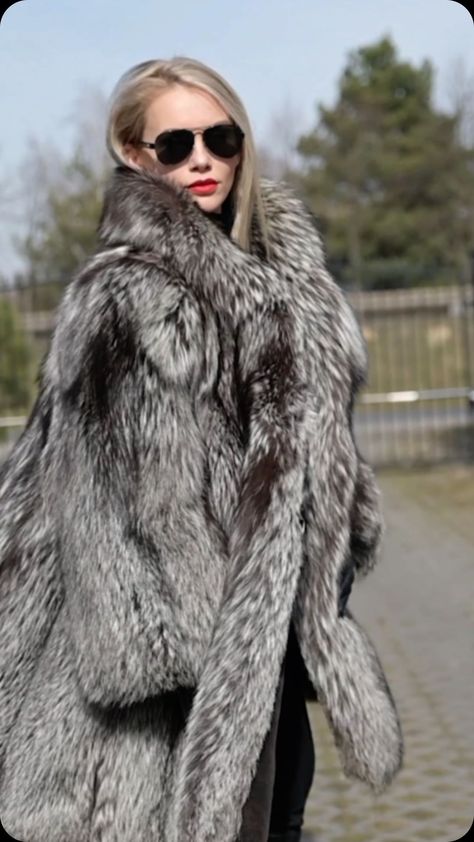 Furs Outlet | www.furs-outlet.com Saga Royal Mink Coat. Custom made, shipping around the world. More pictures and questions, please contact WhatsApp +48… | Instagram Girls Fur Coat, Fur Jacket Women, Fabulous Fox, Fox Coat, Fabulous Furs, Mink Coat, Street Swag, Fur Coats Women, Fox Fur Coat