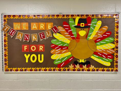 Bulletin Board Thanksgiving Ideas, Friendsgiving Bulletin Board, Charlie Brown Thanksgiving Bulletin Board Ideas, Fall Pta Bulletin Board Ideas, Thanks Giving Bulletin Boards Ideas, November Christian Bulletin Board, Thanksgiving Bulletin Board Ideas For Work, Thanksgiving Wall Decor Classroom, Thanksgiving Board Ideas Preschool