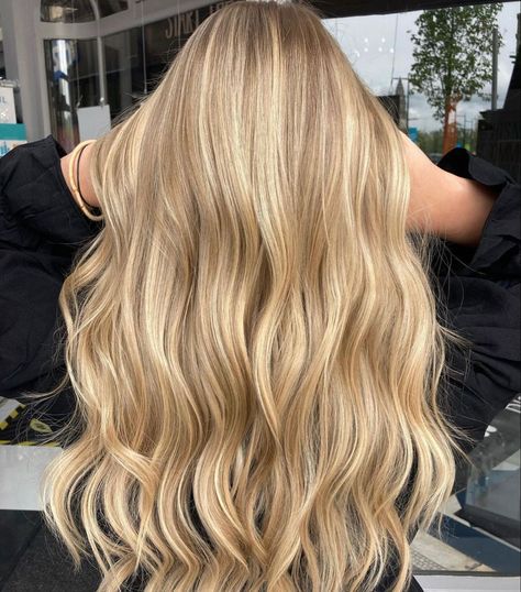 #BlondeHairGoals #BlondeTransformation #HairMakeover #BlondeBeauty #BlondeAmbition #HairInspo #BlondeBombshell #BlondeJourney #NewHairWhoDis #BlondeVibes #HairTransformation #BlondeLife #BlondeHighlights #BlondeObsessed #BlondeMagic Shades Of Blonde Hair Color Highlights, Honey Blonde Balayage On Blonde Hair, Light Blond Highlight, Highlights In Natural Blonde Hair, Honey Bright Blonde Hair, Full Honey Blonde Highlights, Warm Toned Blonde Highlights, Blonde Highlights On Golden Hair, Summer Golden Blonde Hair