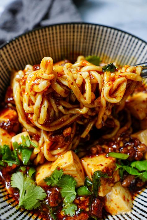 Tofu Hokkien Noodles, Saucy Tofu Recipes, Easy Asian Noodle Sauce, Tofu Noodle Recipes, Tofu And Noodles, Mapo Tofu Recipe, Tofu Noodles, Asian Noodle Recipes, Food Story