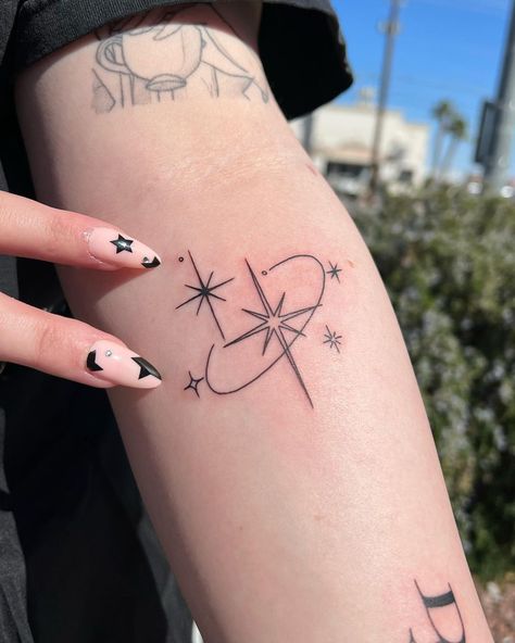 Kpop Tattoo, 16 Tattoo, Tato Minimal, Small Pretty Tattoos, Discreet Tattoos, Dainty Tattoos, Subtle Tattoos, Aesthetic Tattoo, Elegant Tattoos