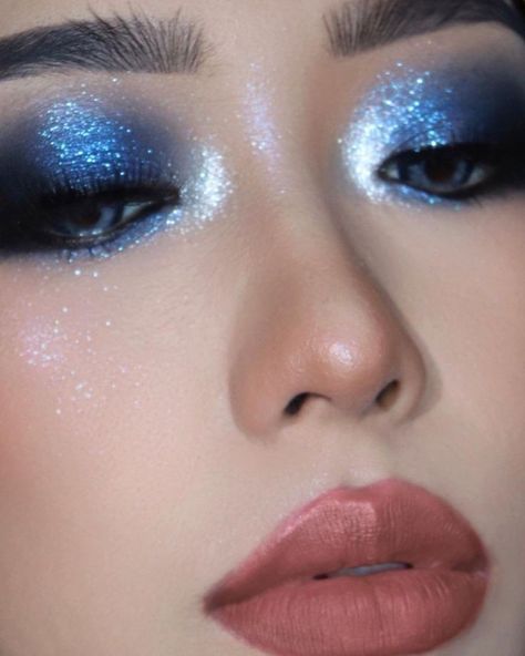 Makeup Ideas With Blue Eyeshadow, Midnights Ts Makeup, Blue Holographic Makeup, Dark Blue Sparkly Eye Makeup, Blue Shimmery Eye Makeup, Dark Blue Euphoria Makeup, Midnights Eras Makeup, Blue Black Makeup Looks, Blue Siren Eyes Makeup