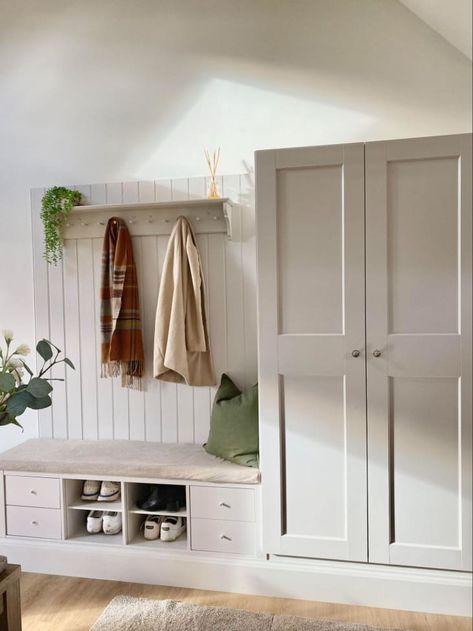 Cloak Cupboard, Diy Entryway Storage, Hallway Cupboards, Coat And Shoe Storage, Flat Renovation, Cloak Room, Vstupná Hala, Ikea Entryway, Armoire Entree