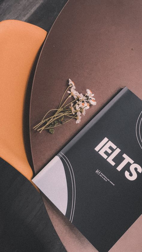 Ielts Aesthetics, Ielts Motivation, English Certificate, English Photo, Digital Visual, Ielts Certificate, English Aesthetic, Vision Board Photos, Aesthetic Content