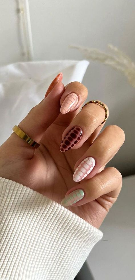 Snake Skin Nails, November Nail Designs, Nail Art French, Manicured Nails, November Nails, Nail Art Gel, Animal Print Nails, Autumn Nails, Minimalist Nails