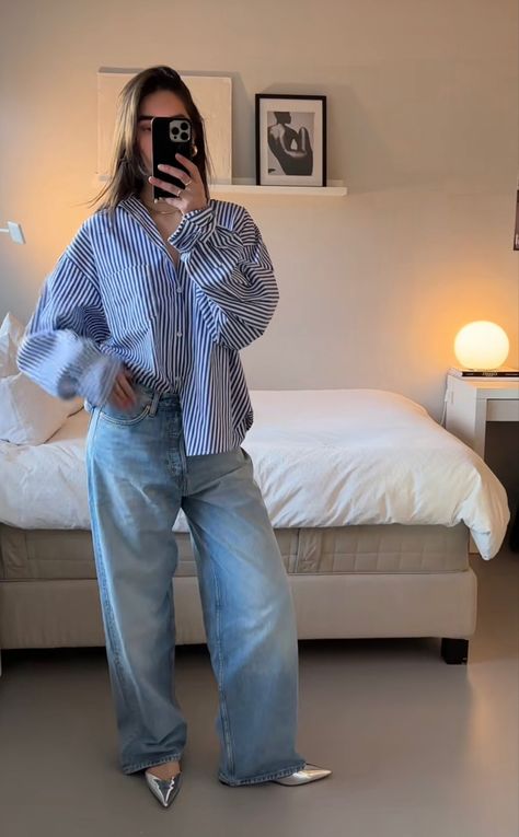 French Tuck Outfit, Outfit With Blouse And Jeans, Oversized Button Up Shirt Outfit Jeans, Public Relations Outfit, Summer Outfits With Long Sleeves, Lines Shirt Outfit, Spring Happy Hour Outfit, Elevated Denim Outfit, Men Shirt Outfit Women