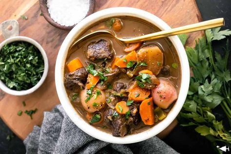 Low Carb Beef Stew, Keto Beef Stew, Slow Cooker Roast Beef, Keto Beef, Slow Cooker Roast, Roast Beef Recipes, Pot Roast Recipes, Beef Stew Recipe, Roast Recipes