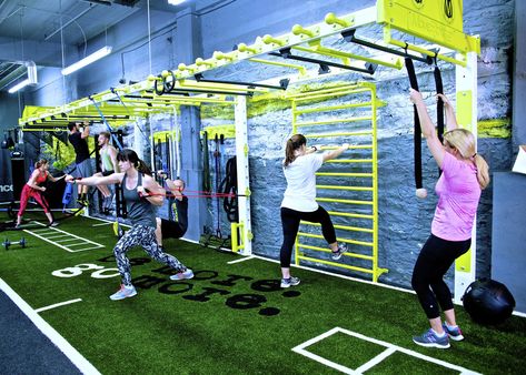 Wall Fitness, Functional Training Gym, Gym Design Interior, Gym Setup, Gym Antrenmanları, Personal Training Studio, Suspension Training, Indoor Gym, Gym Interior