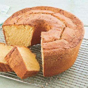 Million Dollar Pound Cake, Jello Pie, Best Pound Cake Recipe, Cake Summer, Cake Techniques, Southern Living Recipes, Baked Breads, Cuban Food, Pound Cake Recipe