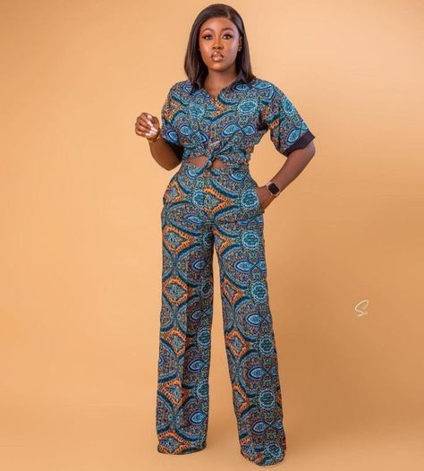 Pallazo trousers// Ankara Jumpsuit// Ankara 2 piece // African Fashion Ankara Jumpsuit Styles, Ankara Trousers, African Print Pants, Ankara Jumpsuit, African Print Jumpsuit, Latest Ankara Styles, African Fashion Women Clothing, Ankara Style, African Print Fashion Dresses