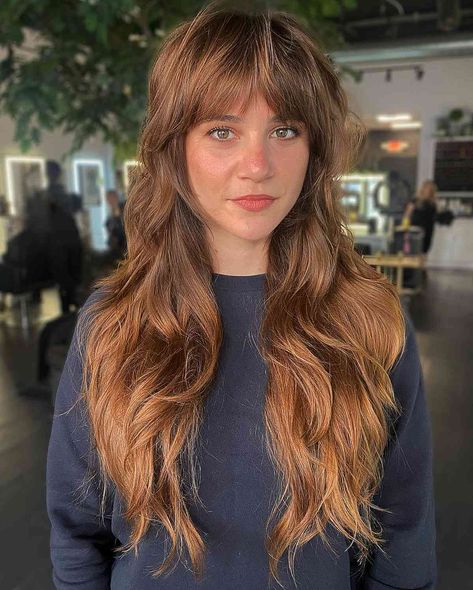 Long Layered Womens Haircuts, Soft Shag Haircut Long Wavy, Soft Shag Long Hair, Medium Length Shag Hairstyles With Bangs, Shag Hair Women, Soft Shaggy Hair, Shag Hairstyles Long Wavy, Soft Shag Haircut Long, Long Shag Cut With Bangs