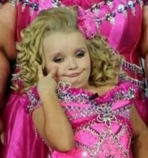 Honey Boo Boo child she don't play dolla make me halla HONEYBOOBOO CHILD Dont Play With Me, Boo Costume, Honey Boo Boo, Civil Liberties, Constitutional Rights, Baby Mama, Best Memes, Lily Pulitzer Dress, Love Her