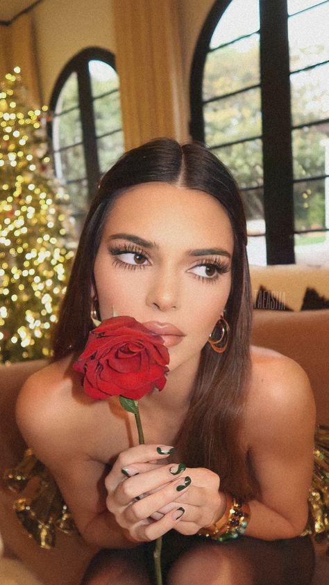 Kendall Jenner Wallpaper, Kendall Jenner Pics, Kendall Jenner Aesthetic, Stile Kendall Jenner, American Indian Girl, Jenner Photos, Kendall Style, Cream Aesthetic, Kendall Jenner Outfits