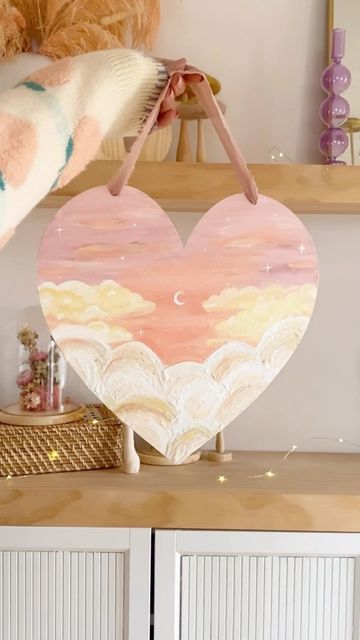 Aesthetic Valentines Painting, Heart Shaped Wood Crafts, Cute Heart Paintings On Canvas, Dollar Tree Wooden Hearts Crafts Ideas, Heart Wood Painting, Painting Ideas Heart Canvas, Valentine Painting Ideas On Canvas, Painted Wooden Hearts Ideas, Heart Shaped Painting Ideas