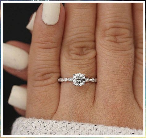 A wedding ring set from Amazon, a love that will never fade. Future Engagement Rings, Antique Engagement Ring, Detailed Engagement Ring, Simple Engagement Rings, Morganite Engagement, Dream Engagement Rings, Classic Engagement Rings, Ring Ideas, Average Weight