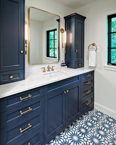 Dreaming of blue hues? This remodeled blue and gold bathroom with patterned tile from Boyer Building Corp is absolutely beautiful! Blue And Gold Bathroom, Gold Interior Design, Dark Blue Bathrooms, Navy Blue Bathrooms, Gold Bathroom Decor, Blue Bathroom Vanity, Kitchen And Bath Design, Boys Bathroom, Gold Bathroom