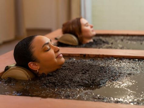 Hydrotherapy Spa, Backyard Resort, Dreams Spa, Mud Bath, Spa Prices, Thermal Spa, Wellness Resort, Spa Business, Spa Retreat