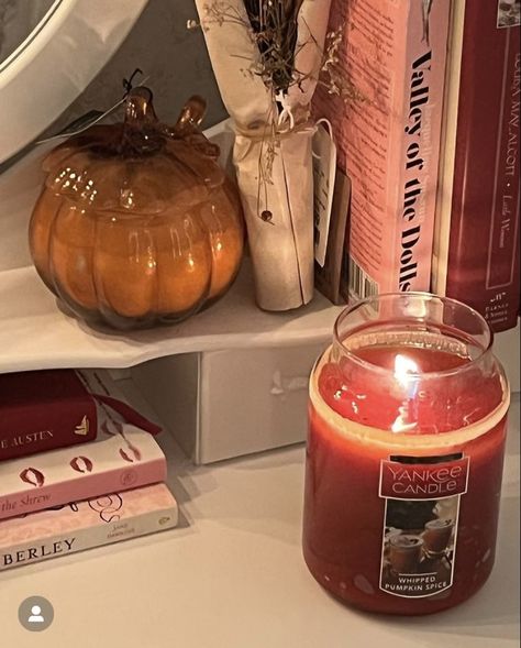 Yankee Candle Autumn, Fall Outdoors, Whipped Pumpkin, Yankee Candle Fall, Candle Autumn, Autumn Candle, Fall Mood Board, Fall Fragrance, Candle Aesthetic