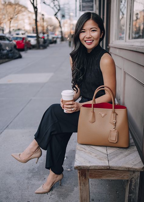 Black Sleeve Top, Black Wide Leg Pants & Prada Saffiano Cuir Tote Neutral Work Outfit, Prada Bag Outfit, Prada Bag Saffiano, Professional Outfit, Bag Styles, Prada Tote Bag, Travel Luxury, Bag Prada, Women Purse