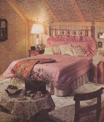 10 Reasons Why The 1980s Were The Ugliest Decade For Everything (PHOTOS) 80’s Bedroom, 1980s Bedroom, 80s Room Decor, 80s Bedroom Ideas, 90s Home Decor, 80s Bedroom Aesthetic, Shabby Chic Decorating, 80s House, 80s Room