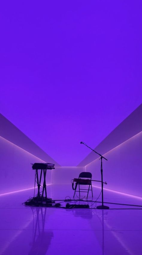 Music Career Aesthetic Wallpaper, Girly Music Studio, Musical Artist Aesthetic, Producer Aesthetic Music, Live Performance, Music Video Set, Music Career, Music Career Aesthetic, Music Industry Aesthetic