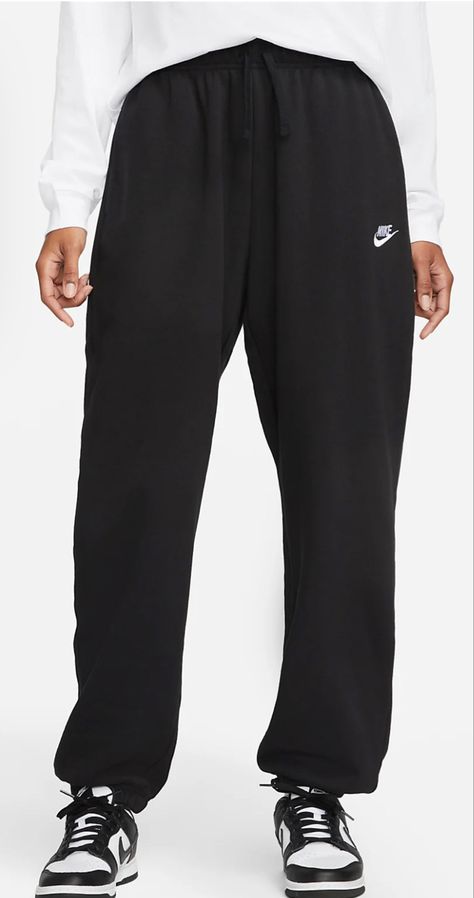 Black Nike Sweatpants, Nike Web, Sweatpants Nike, Oversized Sweatpants, Design Club, Nike Sportswear Club Fleece, Nike Sportswear Women, Women's Sportswear, Nike Sweatpants