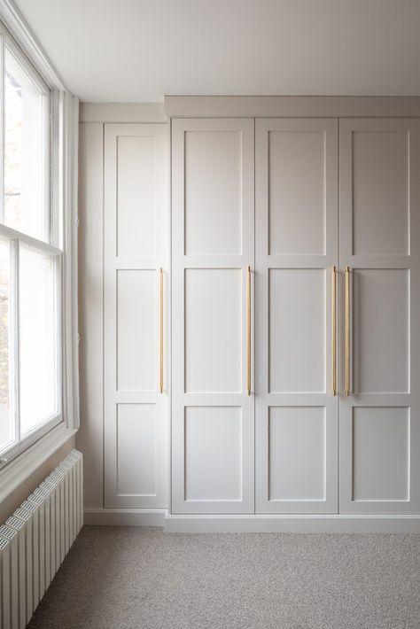 Bespoke Shaker Style Wardrobes | John Lewis of Hungerford Shaker Style Bedroom, Shaker Wardrobe Doors, Built In Wardrobe Doors, Bedroom Cupboard Ideas, Shaker Bedroom, Fitted Wardrobes Bedroom, Bedroom Clutter, Small Dressing Rooms, Bedroom Built In Wardrobe