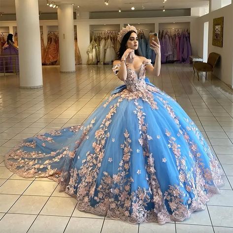 I found some amazing stuff, open it to learn more! Don't wait:https://www.dhgate.com/product/sky-blue-3d-floral-lace-princess-quinceanera/954835638.html Princess Quinceanera Dresses, Bow Corset, Vestido Charro, Corset Ball Gowns, Sweet 15 Party Ideas Quinceanera, Mexican Quinceanera Dresses, Quinceanera Themes Dresses, Charro Quinceanera Dresses, Dresses Off Shoulder