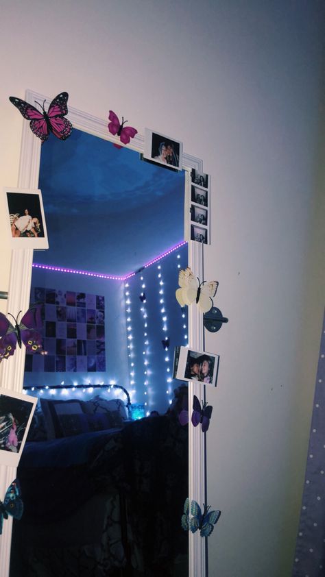 Mirror Decorating Ideas Butterfly, Aesthetic Mirror Ideas For Bedroom, Butterfly Theme Room Decor, Mirror Butterfly Wall Decor, Room Decor Bedroom Aesthetic Purple, Aesthetic Mirror Decor Diy, Butterfly Mirror Decor, Long Mirror In Bedroom Aesthetic, Butterfly Dorm Room